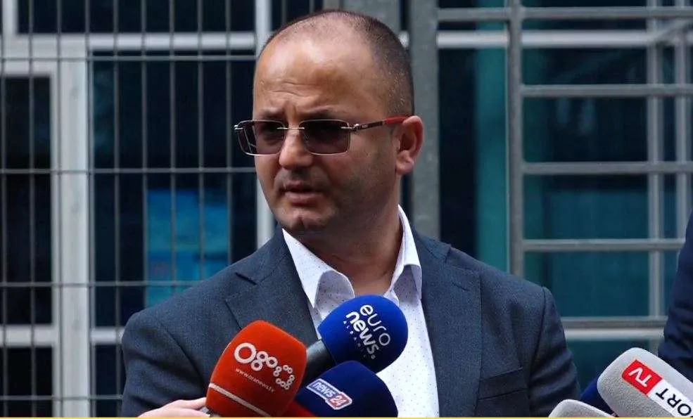 “Abuzime me 3 tenderat”, banorët e Roskovecit kallëzojnë në SPAK kryebashkiaken Bufi: Të merret e pandehur
