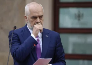 Raporti i Transparency International, Rama kritika medias: Mos shtrembëroni burimin e informacionit