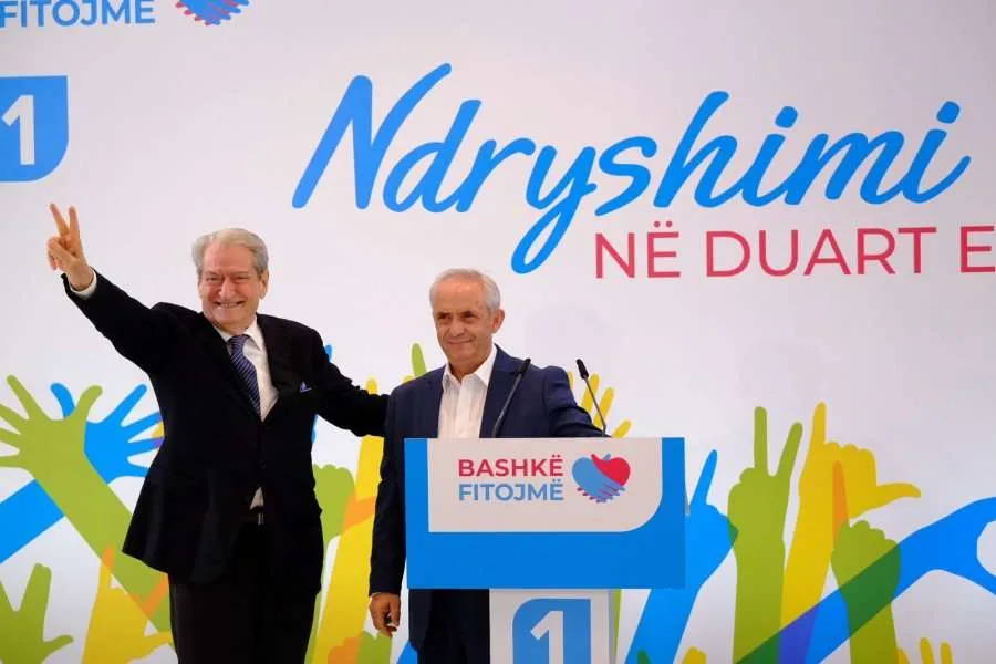 Berisha-Ramës: Mos terrorizo  zgjedhësit , do të të japim atë që meriton çdo monizëm në botë!