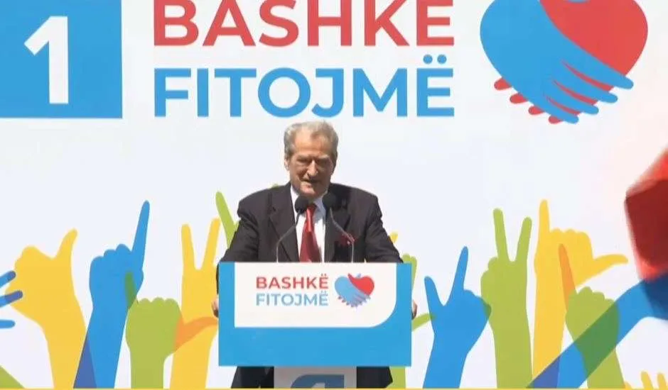 Berisha: Baxhanaku i Edit ka marrë 100 tendera, thjeshtra shkatërroi kompanitë, sepse fiton vetë çdo tender