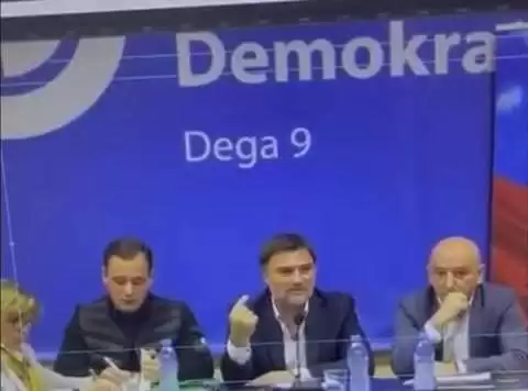 VIDEO / Veliaj dhe Alibeaj me një zë e dy fytyra!