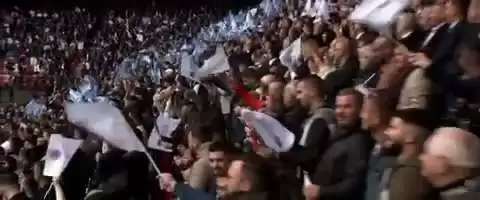 ‘Lokalet’/ Koalicioni “Bashkë Fitojmë” nis zyrtarisht fushatën elektorale, Berisha mbërrin në stadiumin ‘Air Albania’