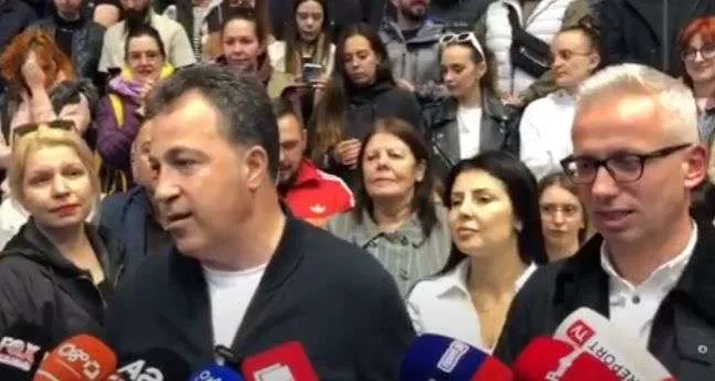 PS fitore të thellë në Korçë, Niko Peleshi: Ne nuk e ndajmë qytetin në ngjyra, nesër ngremë flamurin e punës për të gjithë qytetarët