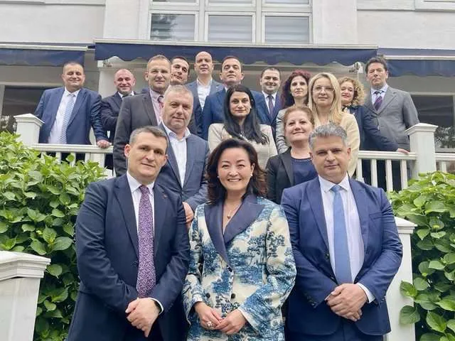 Yuri Kim, me prokurorët e SPAK-ut: Askush s’është mbi ligjin
