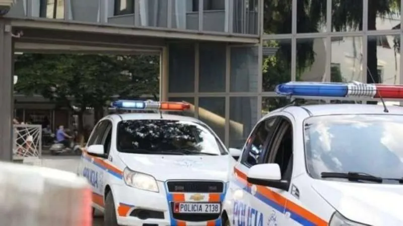 Elbasan, tentoi të vriste me levë komshiun/ Shkak, prona