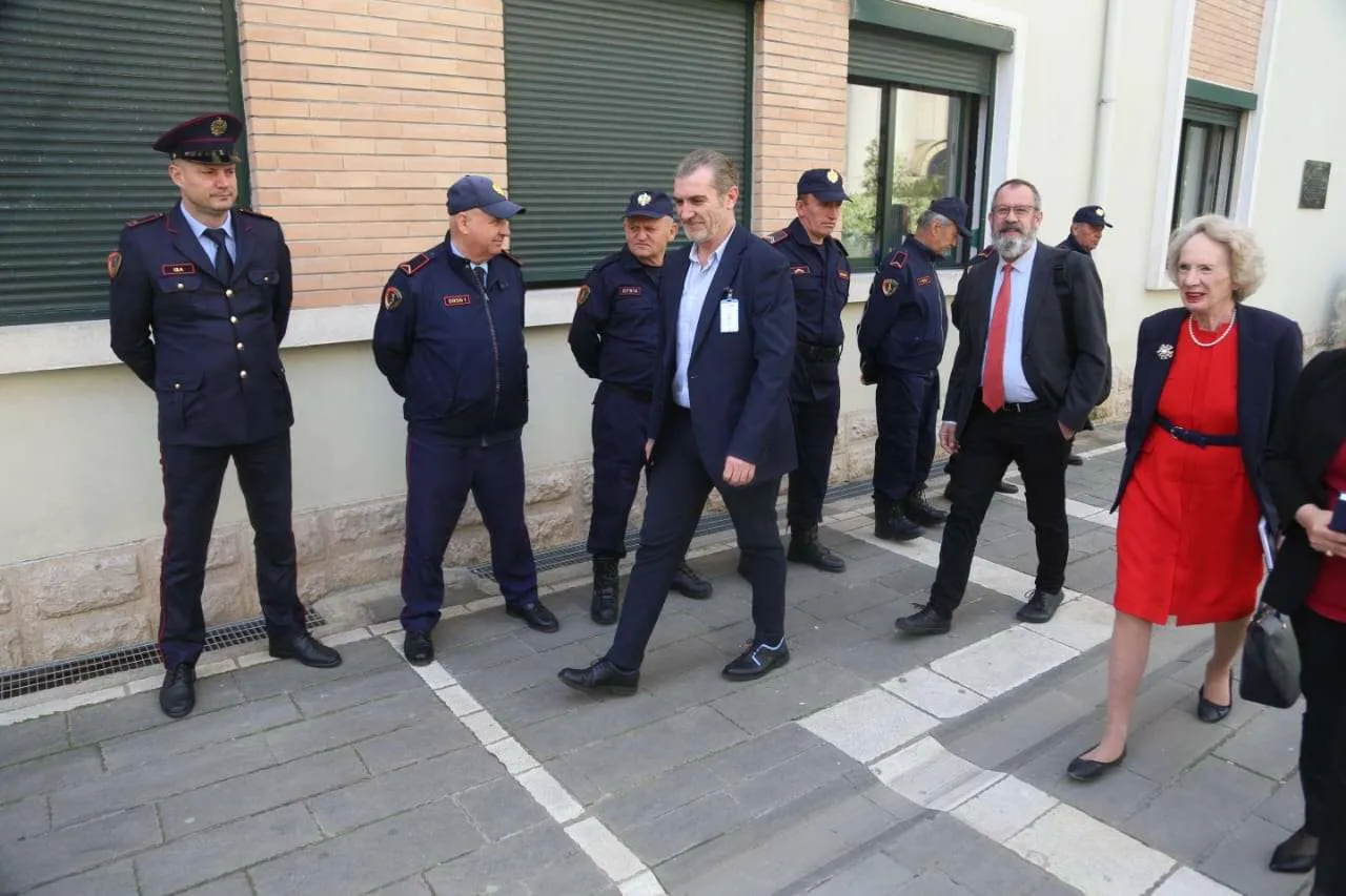 Glover takim 50 minuta me Celibashin, në fokus zgjedhjet dhe gjetjet e ODIHR