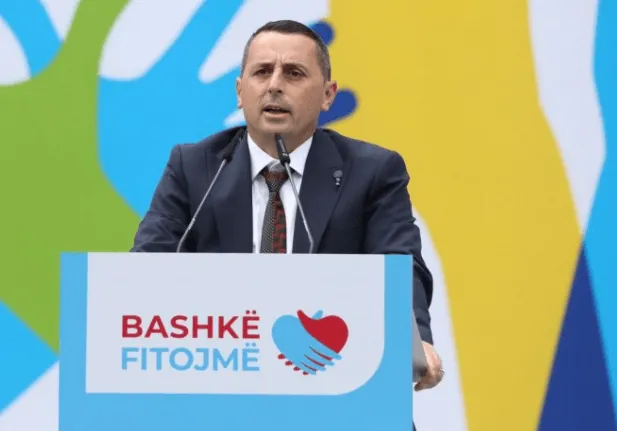 Humbi garën për Bashkinë Kamëz, Arjan Hoxha ‘sfidon rivalin’: Të përsëriten zgjedhjet duke votuar manualisht