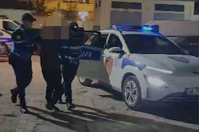 Durrës/ Me armë në krah’, 40-vjeçari kërkon bashkëshorten për ta vrarë