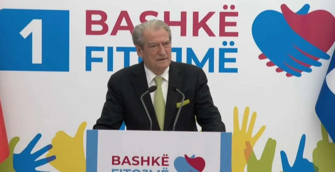 Berisha denoncon: Në disa qendra votimi qytetarëve u është dhënë fleta e plotësuar! Rama bëri bashkë bandat.