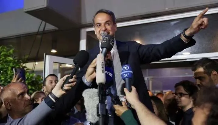 Mitsotakis fitoi shumicën por nuk pranon mandat për koalicion, kërkon zgjedhje të reja