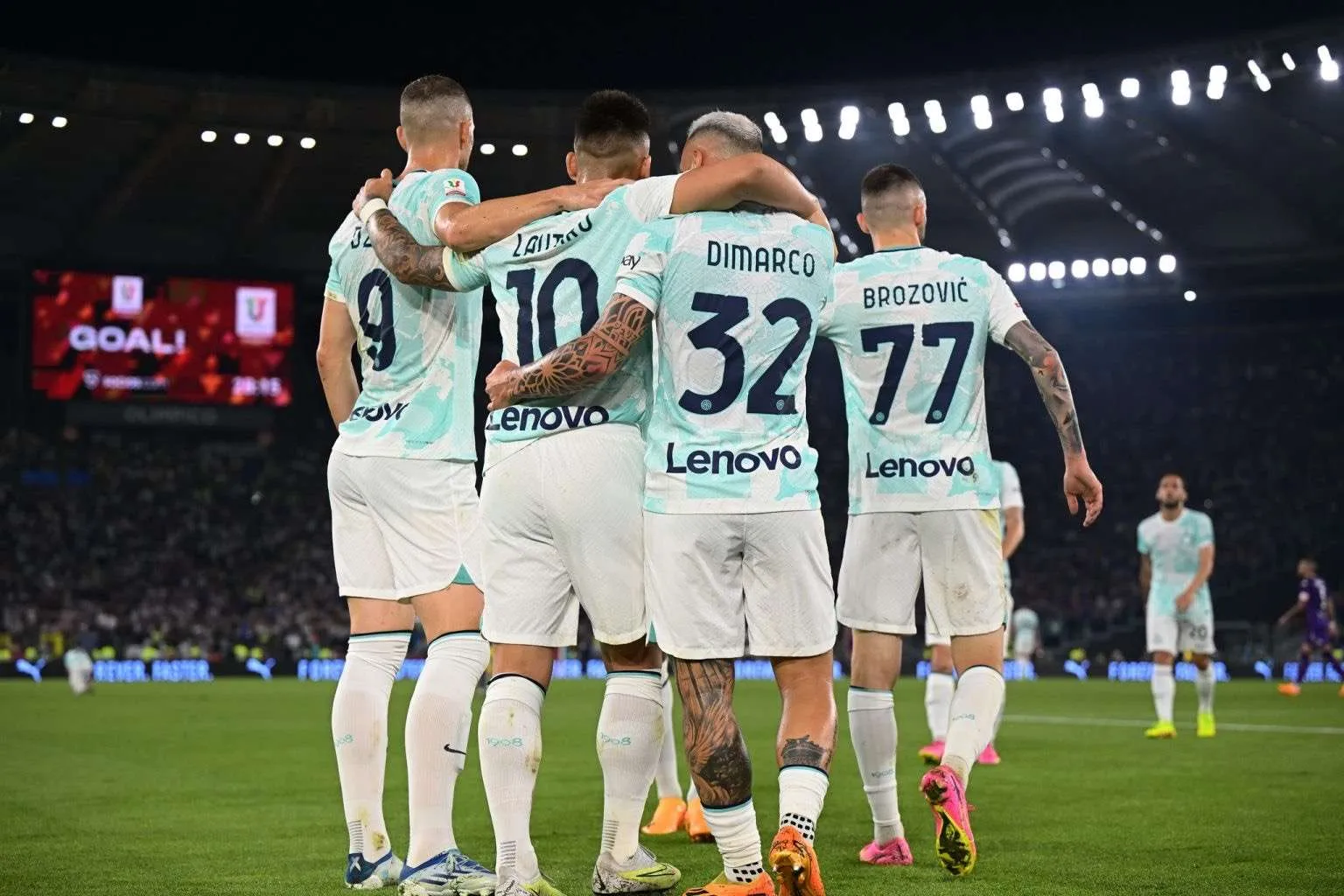 FINALJA/ Interi përmbys Fiorentinën për 8 minuta