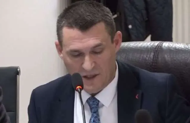 Dumani: Trafikantët po fshehin para në parajsa fiskale