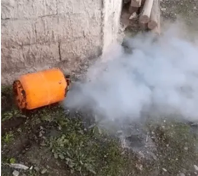 PATOS/Shpërthen bombola e gazit në një banesë në Patos, 3 të lënduar