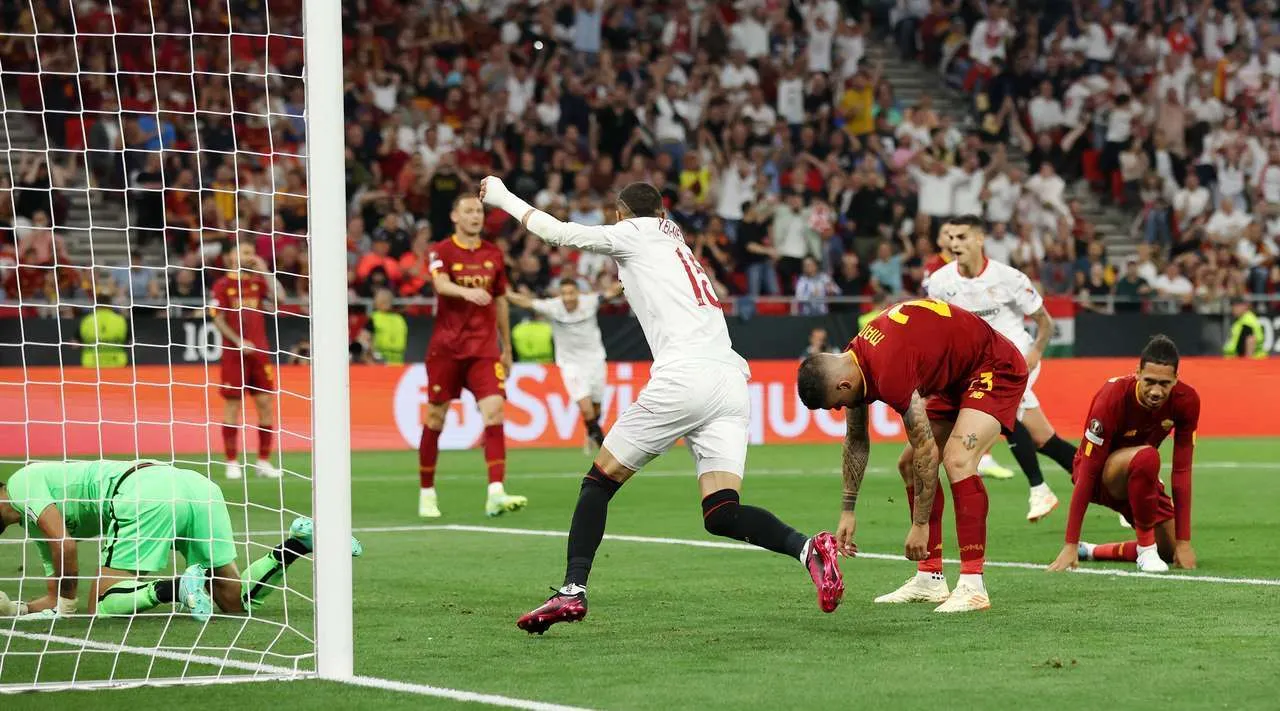 Finalja e UEFA Europa League mes Romës dhe Sevilias me penallti