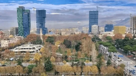 Çmimet në kullat e Tiranës arrijnë sa në Dubai/ Në qendër pritet t’i kalojnë 5000 € m2