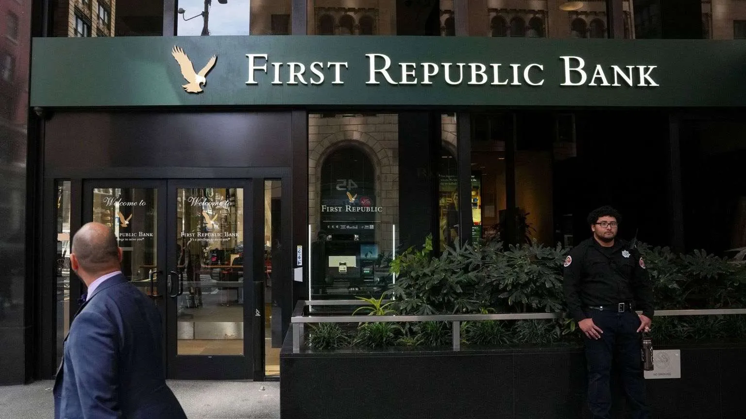 Një tjetër bankë amerikane në kolaps, JP Morgan blen “First Republic”