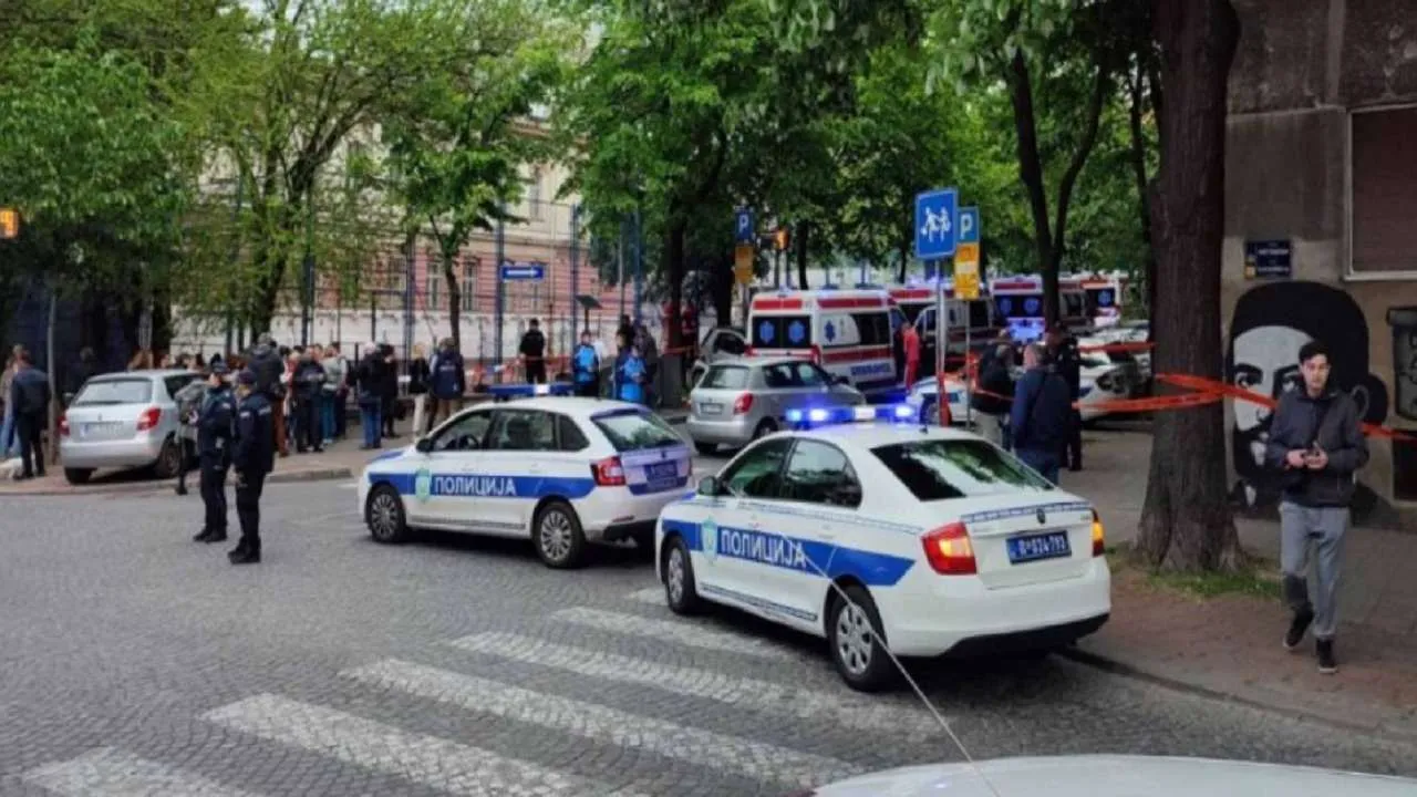 Beograd/ Të shtëna me armë në një shkollë fillore , dyshohet për të vdekur dhe të plagosur