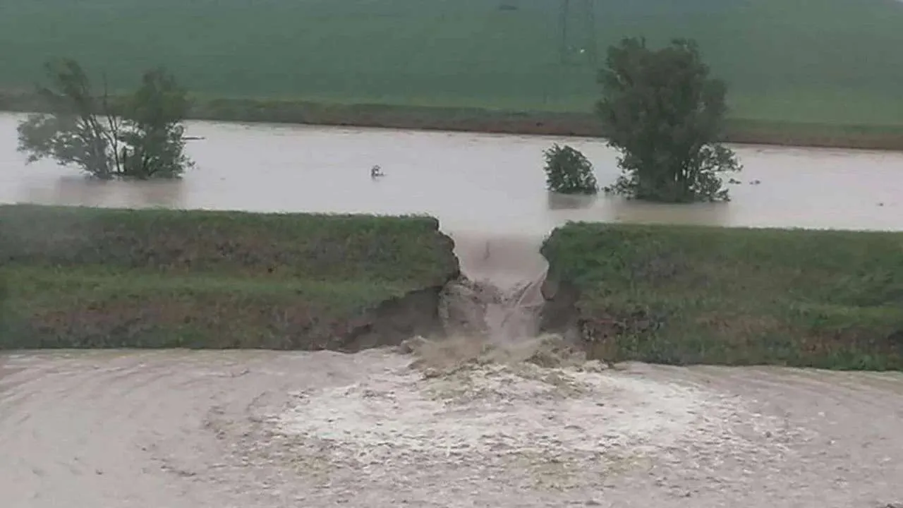 Itali/ Moti i keq godet disa rajone, një i vdekur