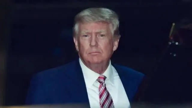 Akuzat për abuzim seksual/ Ish-presidenti Trump shpallet fajtor