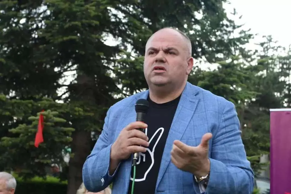 Lufta për vota në Kukës, Safet Gjici reagon për incidentin e të vëllait: Ladi po kontrollonte territorin