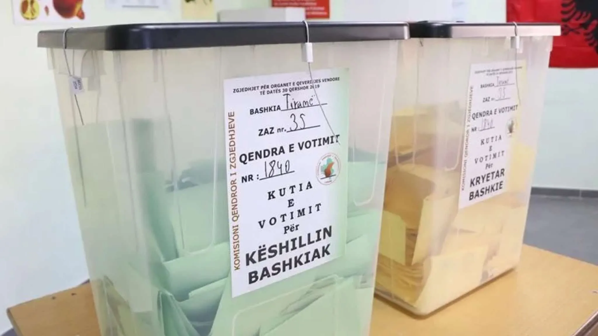 Vlorê/!Probleme me listat e votimit , dyshohet se disa persona mund të votojnë dy herë