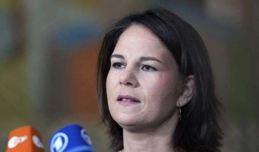 Ministrja e Jashtme gjermane: NATO s’mund të pranojë anëtarë të rinj që janë në mes të një lufte