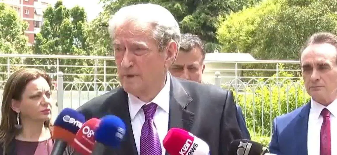 Berisha: Farsa në bashkinë e Kamzës antikushtetuese, KQZ të na dorëzojë çdo dokumentacion. Kemi marrë 40% të votave, por vetëm 5% të pushtetit