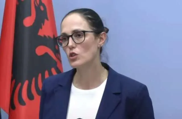 Ibrahimaj sqaron skemën e plikimit rë rritjes së pagave
