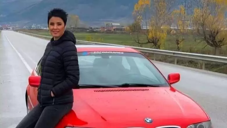 FOTO/ Kush është korçarja që vodhi 3 mln euro në postën private