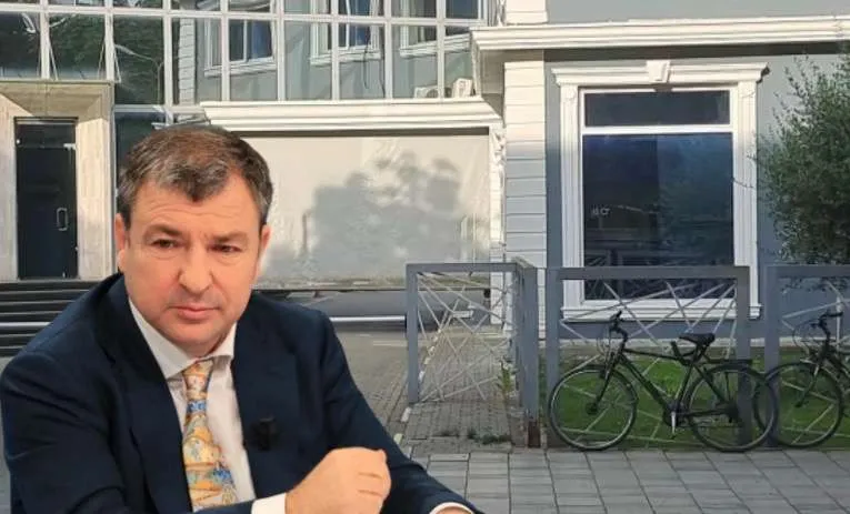 Arrestimi i Vangjush Dakos dhe ish-zyrtarëve të tjerë, SPAK jep detaje nga hetimi: Legalizuan pallatin përpara se…