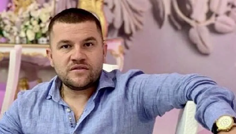 POGRADEC/ Topuzi përndoqi dhe kërcënoi me jetë një vajzë, arrestohet anëtari i grupit”LILI i RRUSHKËS”