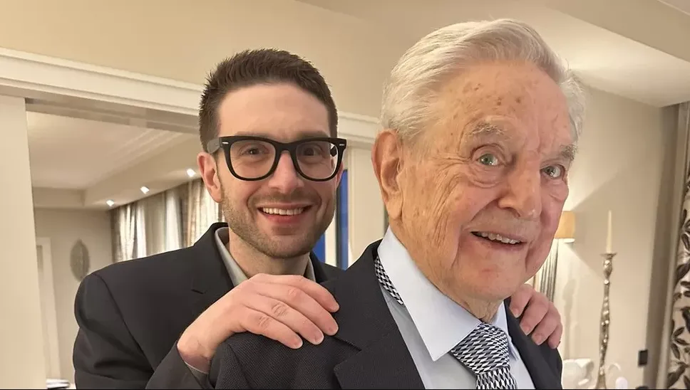 George Soros i dorëzon kontrollin e fondacionit djalit 37-vjeçar: Unë jam më politik!