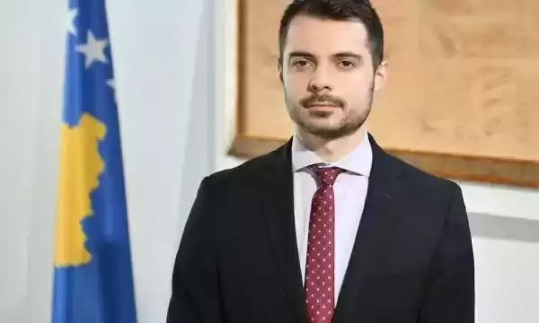 Reagon zëdhënësi i Qeverisë së Kosovës: Nuk është anuluar mbledhja dy qeverive
