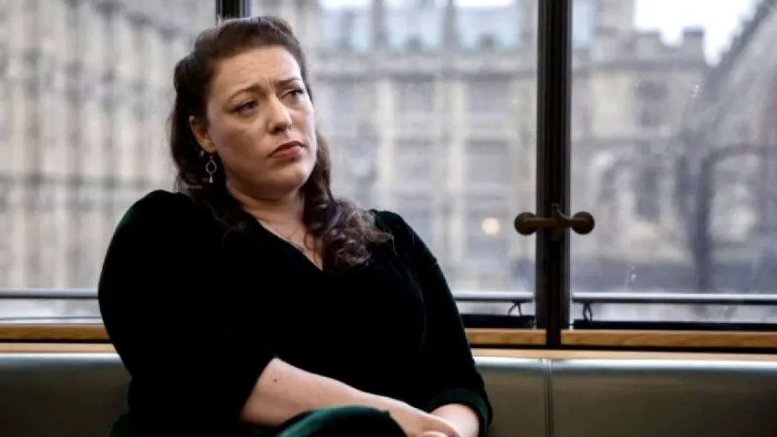 Deputetja britanike reagon pas deklaratës së SHBA-ve , i quan hipokrizi ndëshkimet ndaj Kosovës