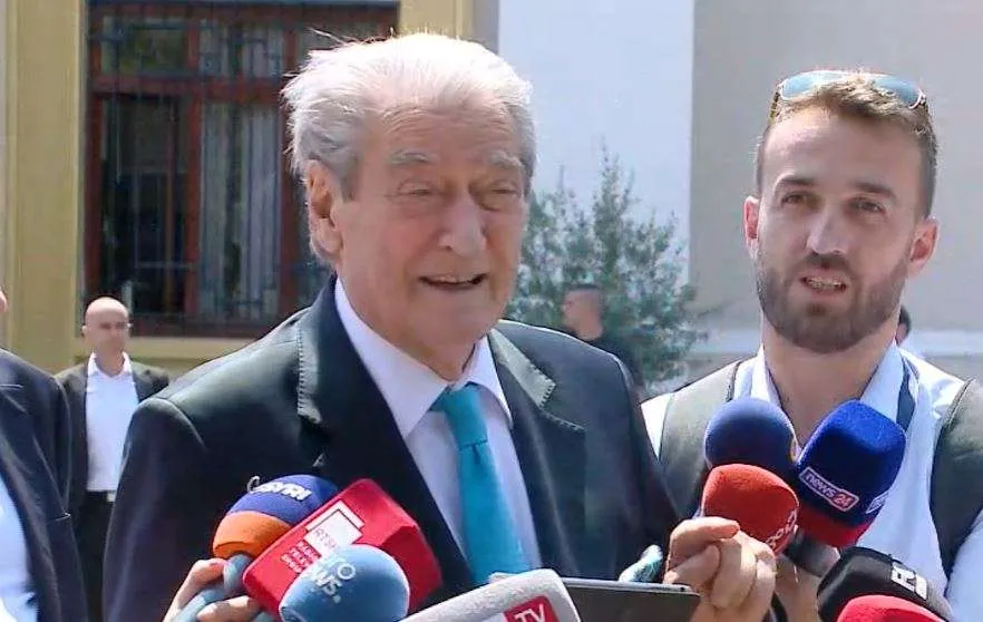 Berisha flet për gjykimin e Mcgonigal  : Ramën s’ka forcë që e shpëton, i është ‘skanuar’ çdo email apo komunikim