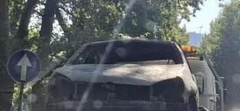 Vrasja në Krujë/ Gjendet makina vjedhur dhe e djegur me tre armë