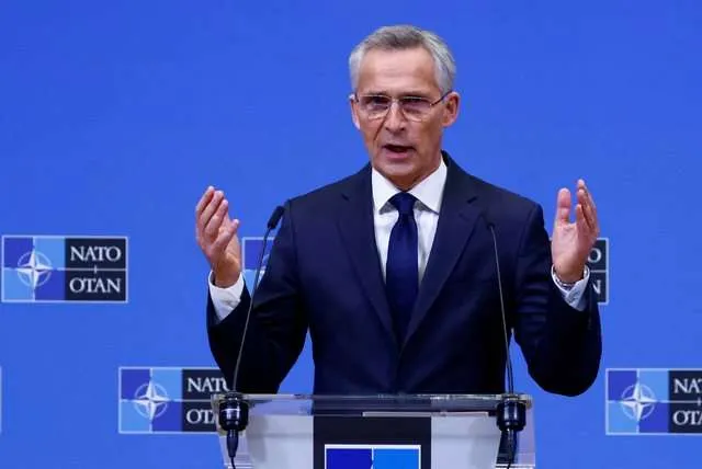 Mandati i Stoltenberg në krye të NATO-s zgjatet me një vit