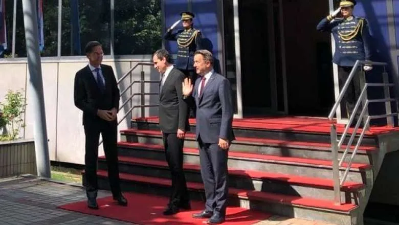 Dy kryeministrat kërkojnë  nga Prishtina përmbushjen e kërkesave të BE-së për veriun
