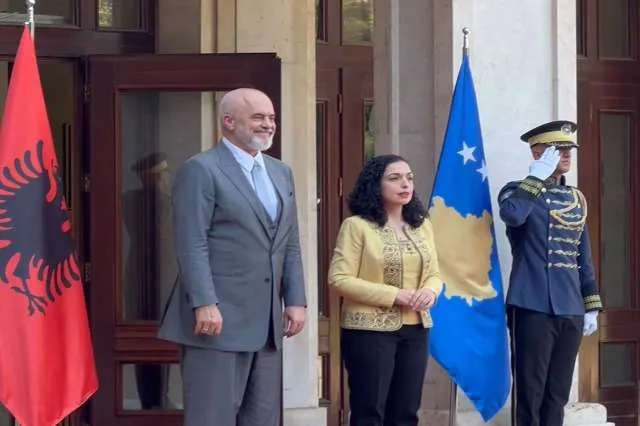Turi ballkanik , kryeministri Rama takohet me presidenten Osmani
