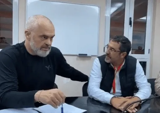 Çuçi e mësoi shkarkimin nga Twitteri i Ramës