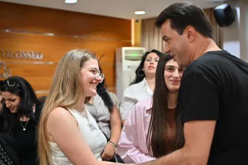 Basha: Drejtësia të shkojë deri tek Rama, mban lidhjet me krimin