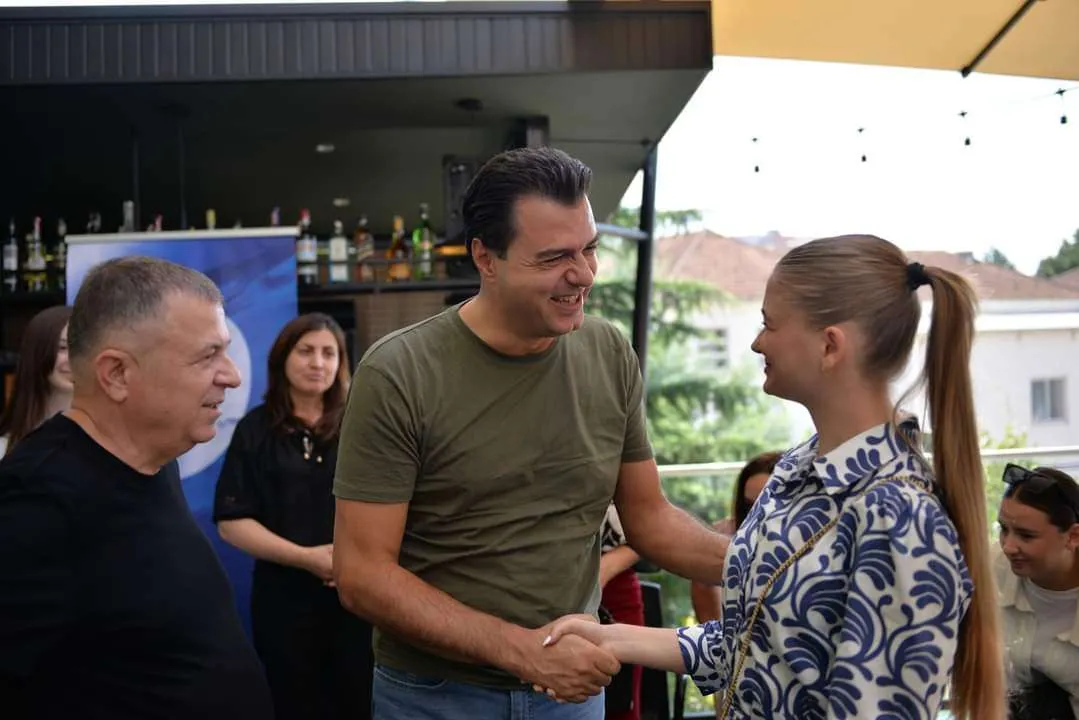 Basha flet për veting në politikë: Dosja e Ahmetajt tregoi se qeveria vepronte si organizatë kriminale