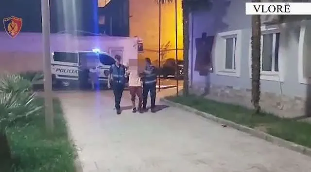 Vlorë/ Arrestohen autorët që i vunë flakën 3 automjeteve