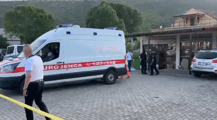 Lezhë, policia shoqëron disa persona për vrasjen e 42-vjeçarit