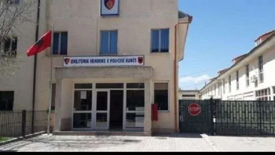 KUKËS/ Plagosën me armë kushëririn pas konfliktit për pronën, arrestohen 2 vëllezërit