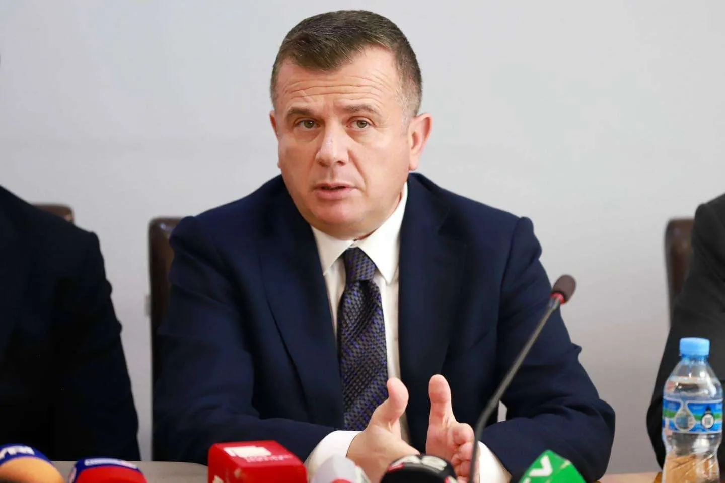 Ministri i Brendshëm, Taulant Balla prezanton  prefektin e qarkut të Kukësit, Albert Halilaj