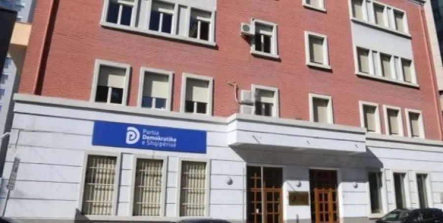 Reagon Grupi Parlamentar: Interesi i Bashës është përçarja!