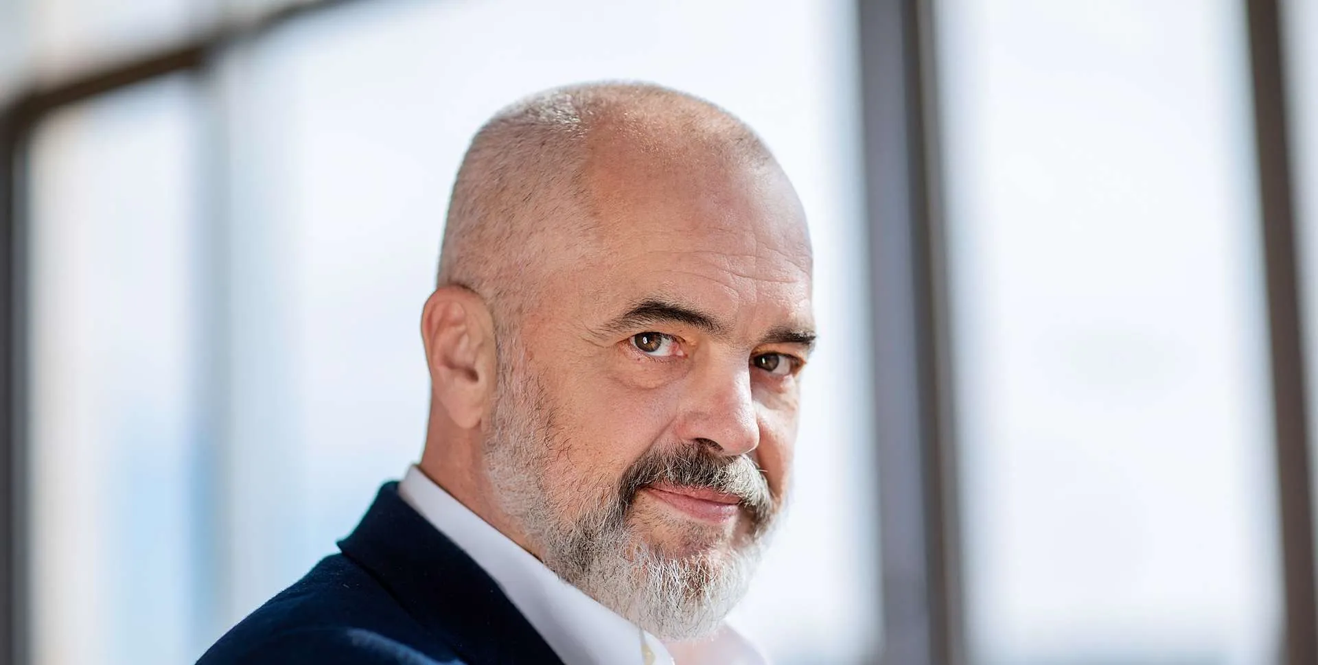 Fake News:Titulli lë të nënkuptojë se Edi Rama i drejtohet Albin Kurtit