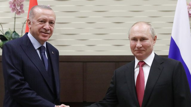 Erdogani i bën thirrje Putinit : Ul  tensionet në Ukrainë!