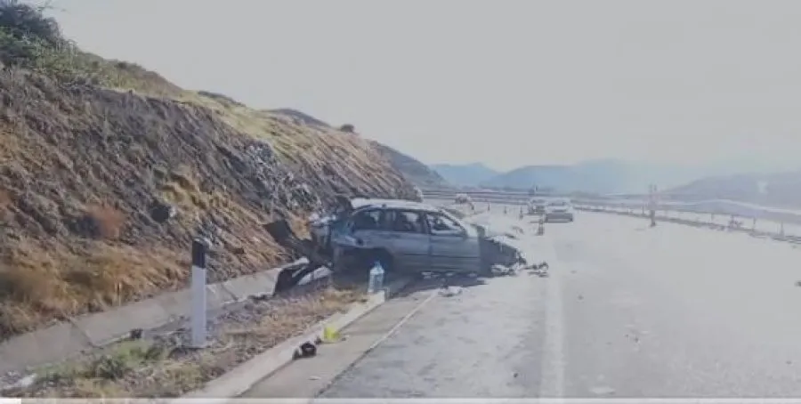Aksidentohet  në Rrugën  e Kombit makina  me targa serbe